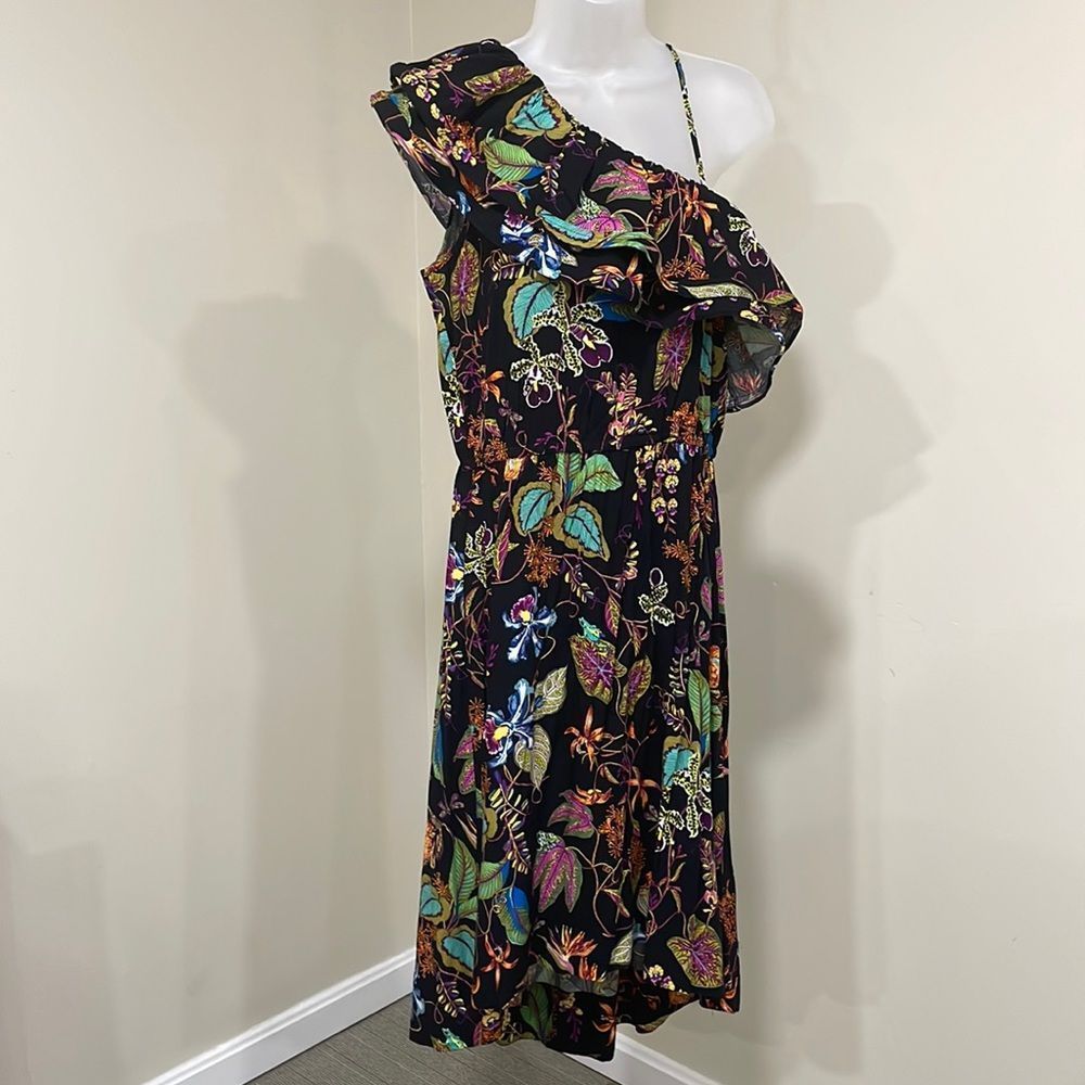NWTH&M floral one shoulder high low dress.  Size 12 L large